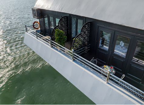 Athena Royal Cruise - balcony