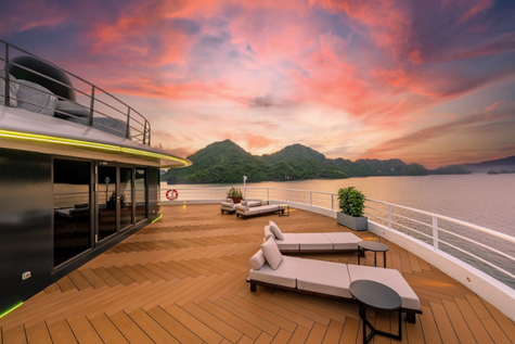 Sea Star Cruise sundeck