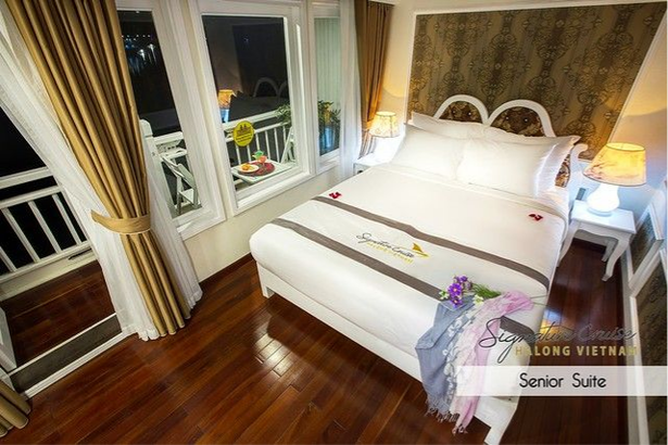 Signature Royal Cruise senior suite